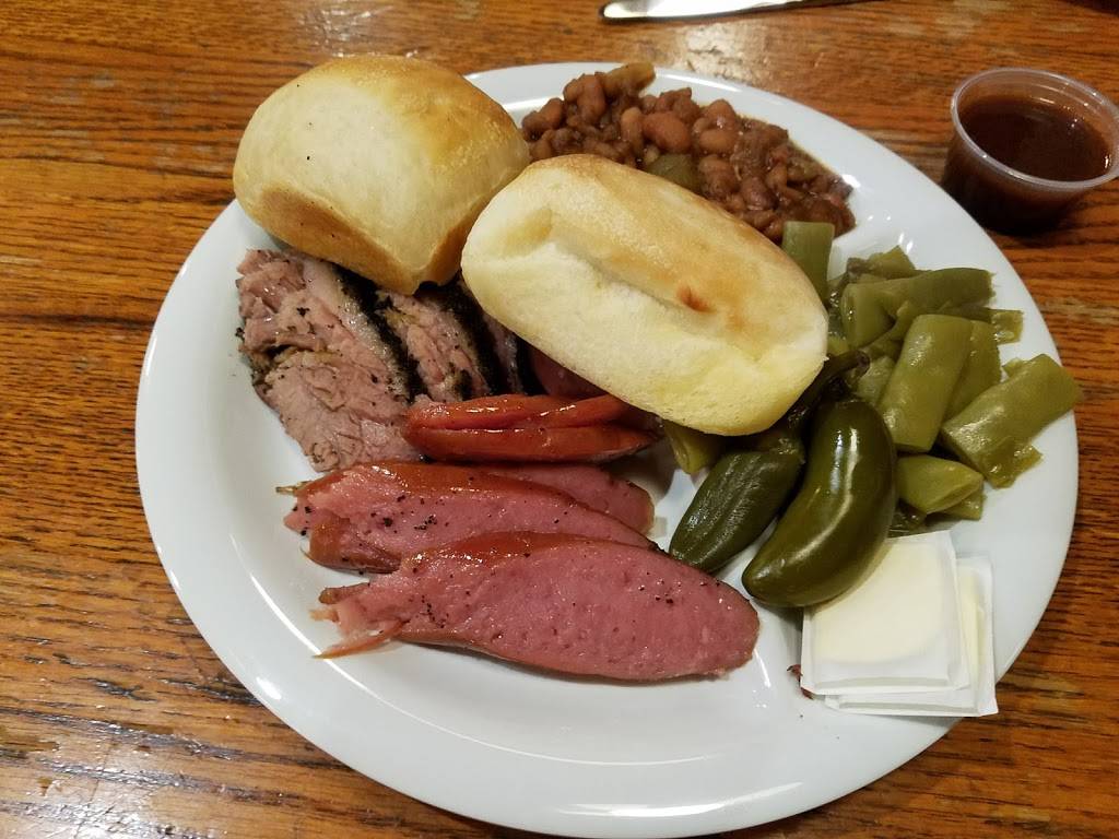 Spring Creek Barbeque | restaurant | 571 E Round Grove Rd, Lewisville, TX 75067, USA | 9723152755 OR +1 972-315-2755