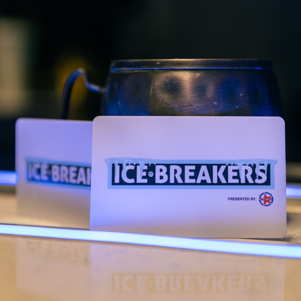 Icebreakers Bar & Grill | restaurant | 3605 Philips Hwy, Jacksonville, FL 32207, USA | 9043993223 OR +1 904-399-3223
