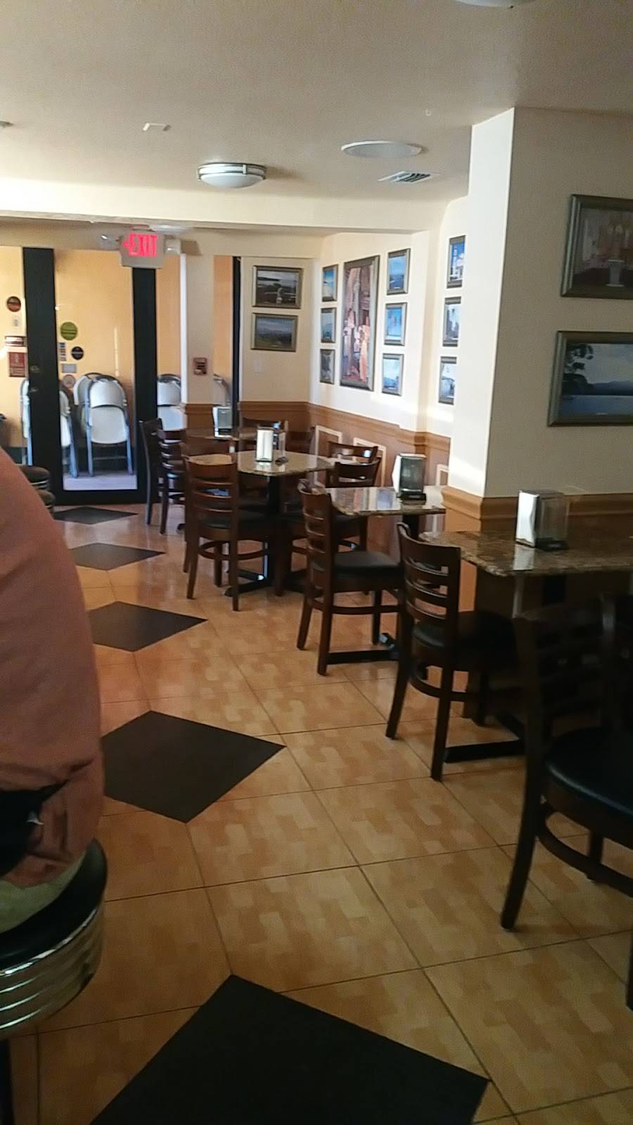 La Casa del Pan con Lechón | restaurant | 2795 W 78th St, Hialeah, FL 33016, USA | 3058243115 OR +1 305-824-3115