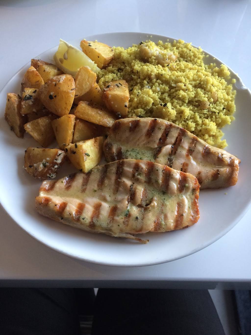 Blue Salt Fish Grill | restaurant | 23215 Hawthorne Blvd, Torrance, CA 90505, USA | 4243831769 OR +1 424-383-1769