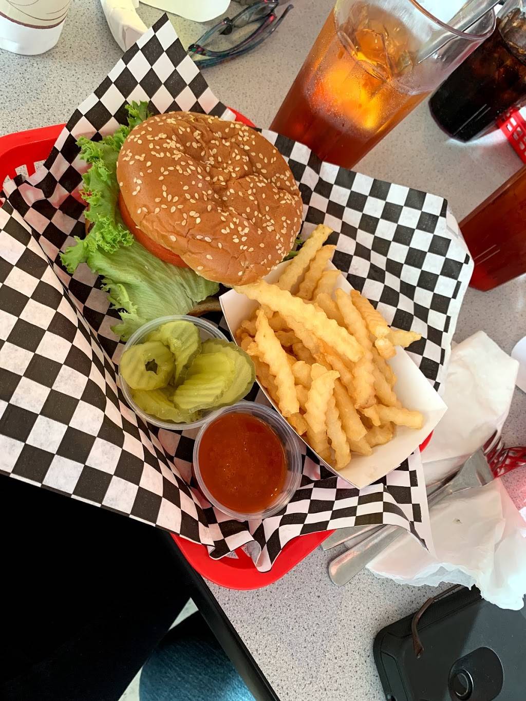 Blue Ribbon Diner | restaurant | 2465 S Church St, Burlington, NC 27215, USA | 3365701120 OR +1 336-570-1120