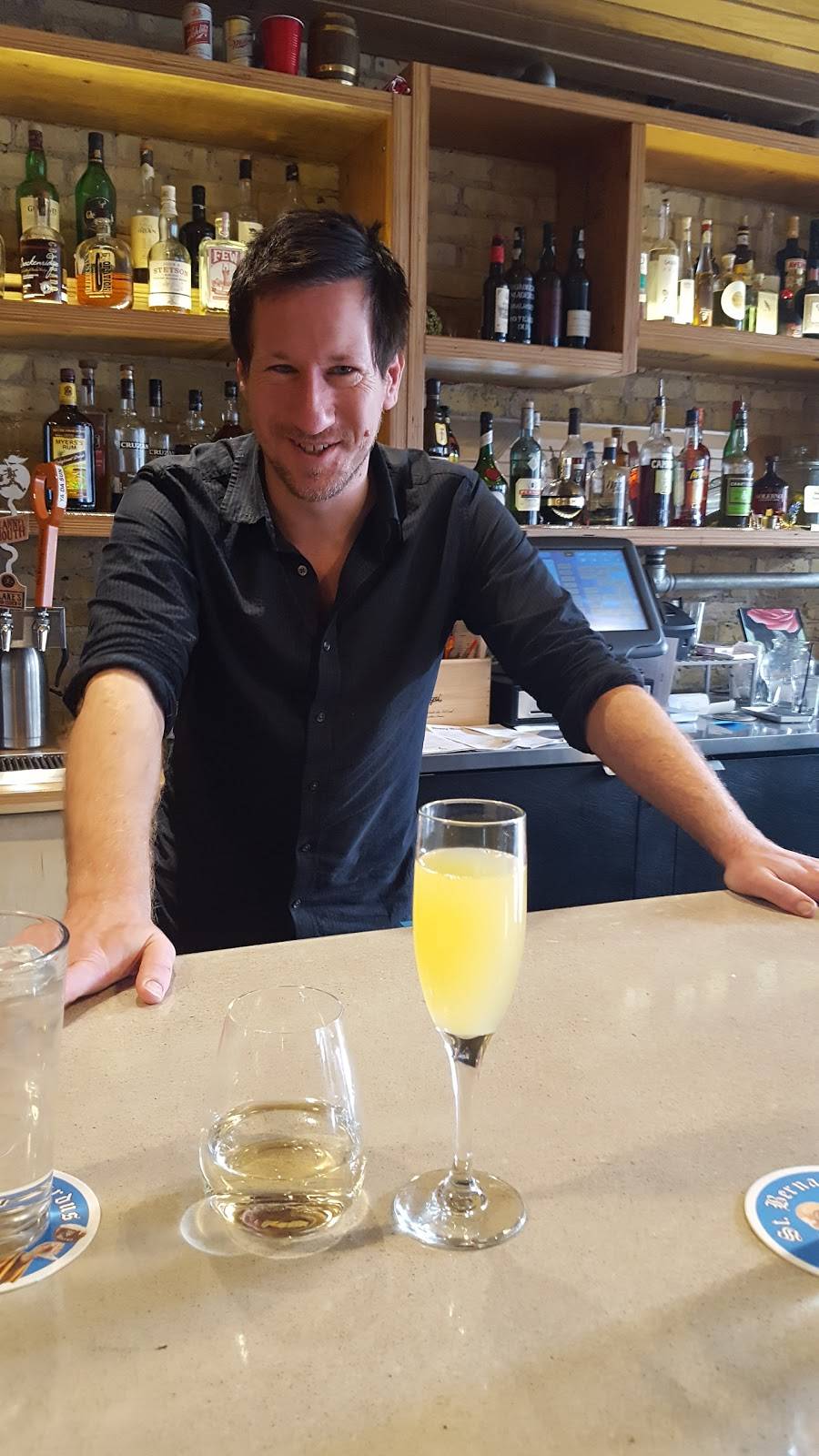 Easy Tyger | restaurant | 1230 E Brady St, Milwaukee, WI 53202, USA | 4142266640 OR +1 414-226-6640