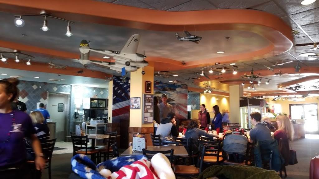 Deer Valley Airport Restaurant | restaurant | 702 W Deer Valley Rd, Phoenix, AZ 85027, USA | 6235825454 OR +1 623-582-5454