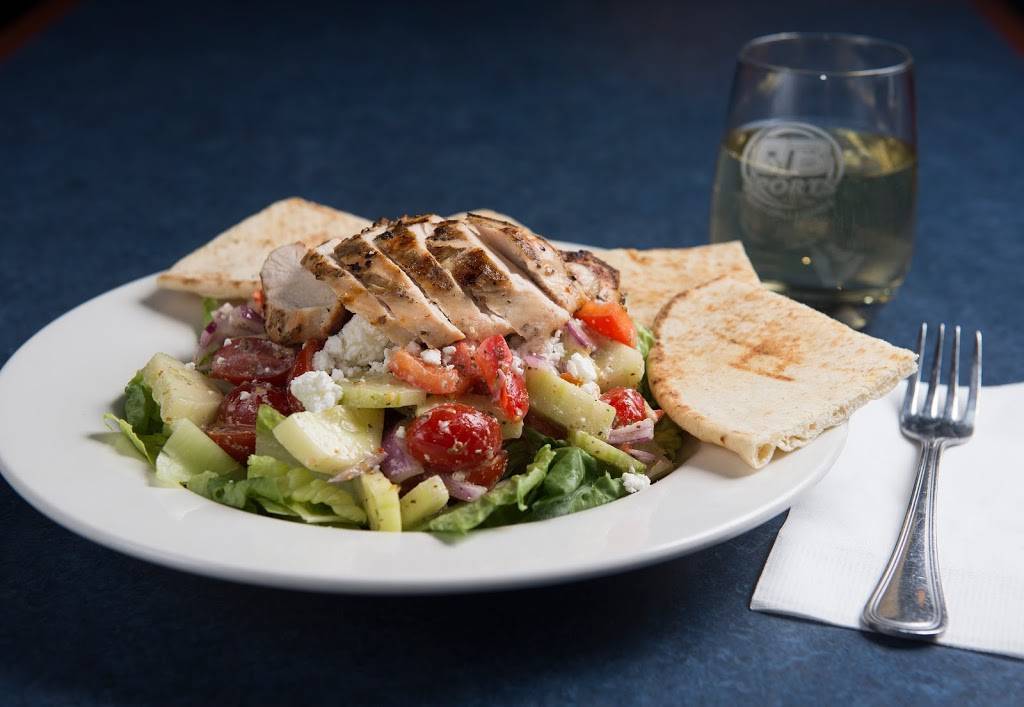 QB Sports Bar Grill Games | restaurant | 4460 Fairview St, Burlington, ON L7L 5P9, Canada | 9056379797 OR +1 905-637-9797