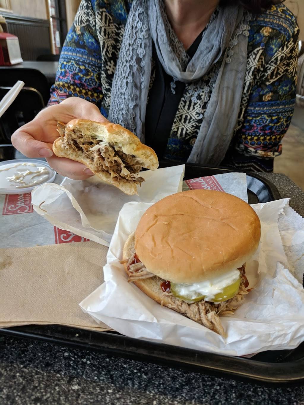 Strouds Barbeque | restaurant | 1010 Fulton Greer Ln, Franklin, TN 37064, USA | 6155950200 OR +1 615-595-0200