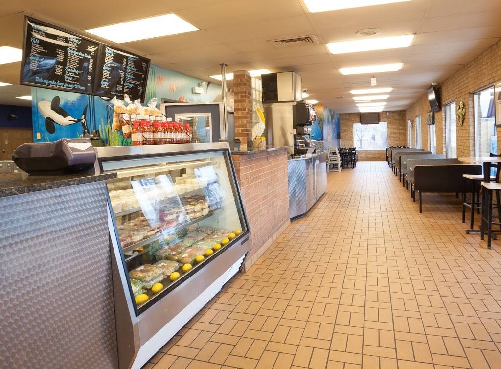 Lawrences Fish and Shrimp | meal takeaway | 2120 S Canal St, Chicago, IL 60616, USA | 3122252113 OR +1 312-225-2113