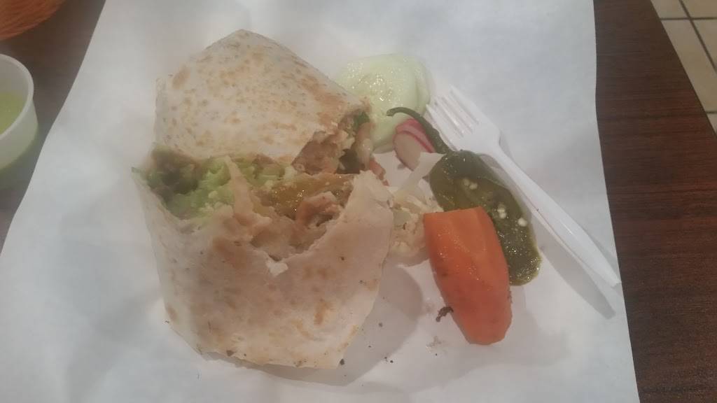 El Senor De Los Tacos | restaurant | 1001 N 7th St, Rochelle, IL 61068, USA | 8155616872 OR +1 815-561-6872