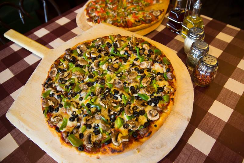 Little Italian Pizza | restaurant | 373 E Bailey Rd, Naperville, IL 60565, USA | 6309838200 OR +1 630-983-8200