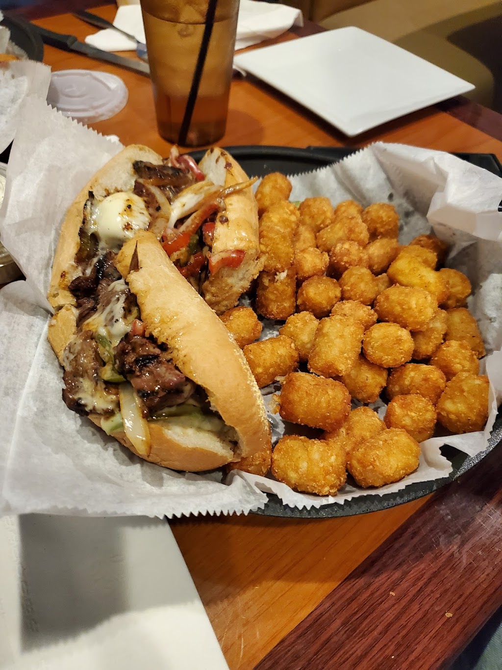 Local 438 Grille & Sport | restaurant | 125 Main St, Stoneham, MA 02180, USA | 7814350732 OR +1 781-435-0732