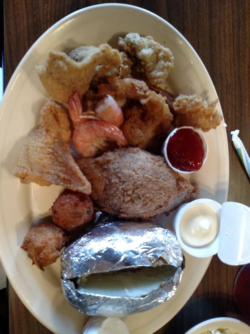 Catfish Cabin II | restaurant | 906 US Hwy 72 E, Athens, AL 35611, USA | 2562330803 OR +1 256-233-0803