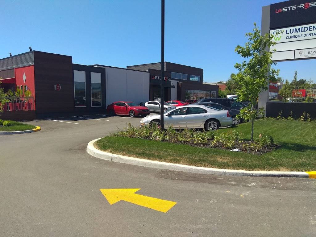 Restaurant & Bar Le Ste Rose | restaurant | 451 Boulevard Curé-Labelle, Fabreville, QC H7P 2P3, Canada | 4506250707 OR +1 450-625-0707
