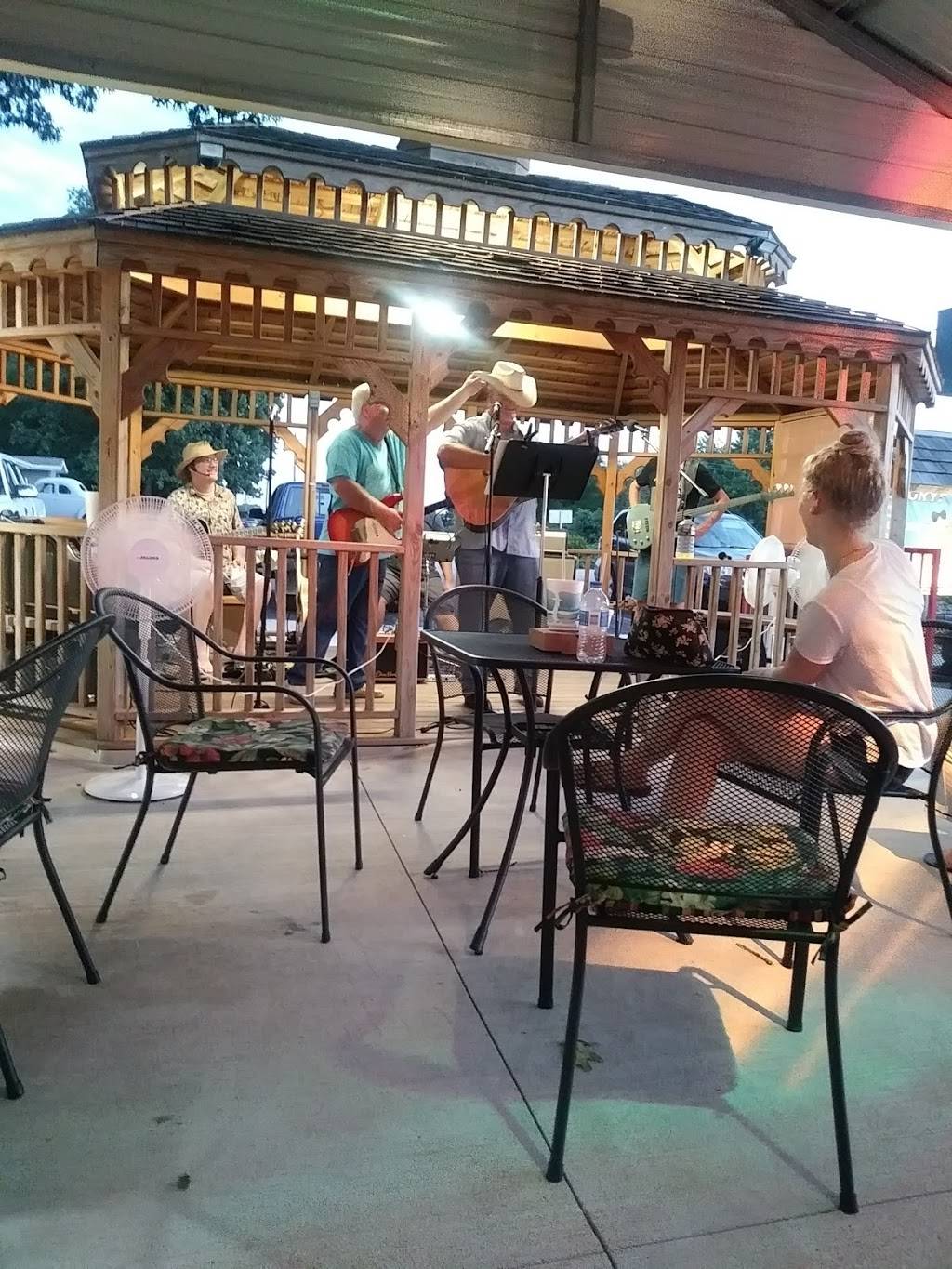 Oasis of Blue Eye | restaurant | 11865 State Hwy 86, Blue Eye, MO 65611, USA | 4177798000 OR +1 417-779-8000