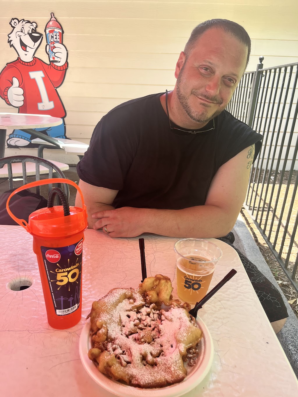 South Gate Worlds Greatest Funnel Cakes | restaurant | 300 Carowinds Blvd, Charlotte, NC 28273, USA | 7049432878 OR +1 704-943-2878