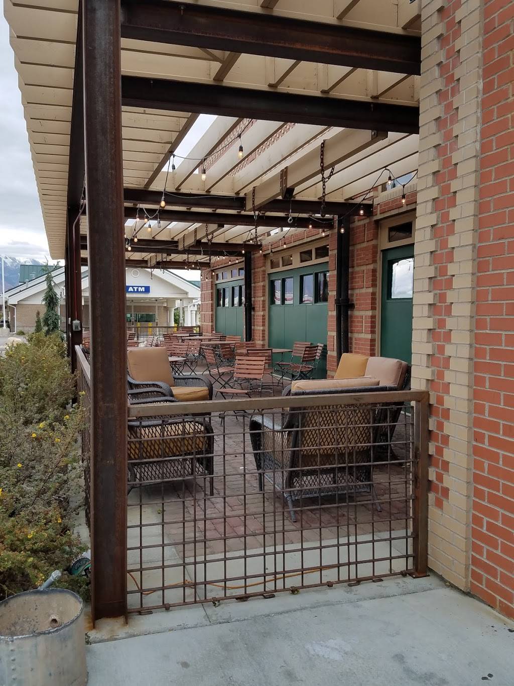 Strap Tank Brewery | restaurant | 596 S 1750 W, Springville, UT 84663, USA | 3853250262 OR +1 385-325-0262