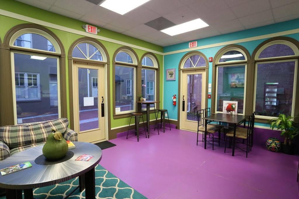 Health in Hand Juice and Smoothie Bar | restaurant | 201 Wall St A, Spartanburg, SC 29306, USA | 8647072692 OR +1 864-707-2692