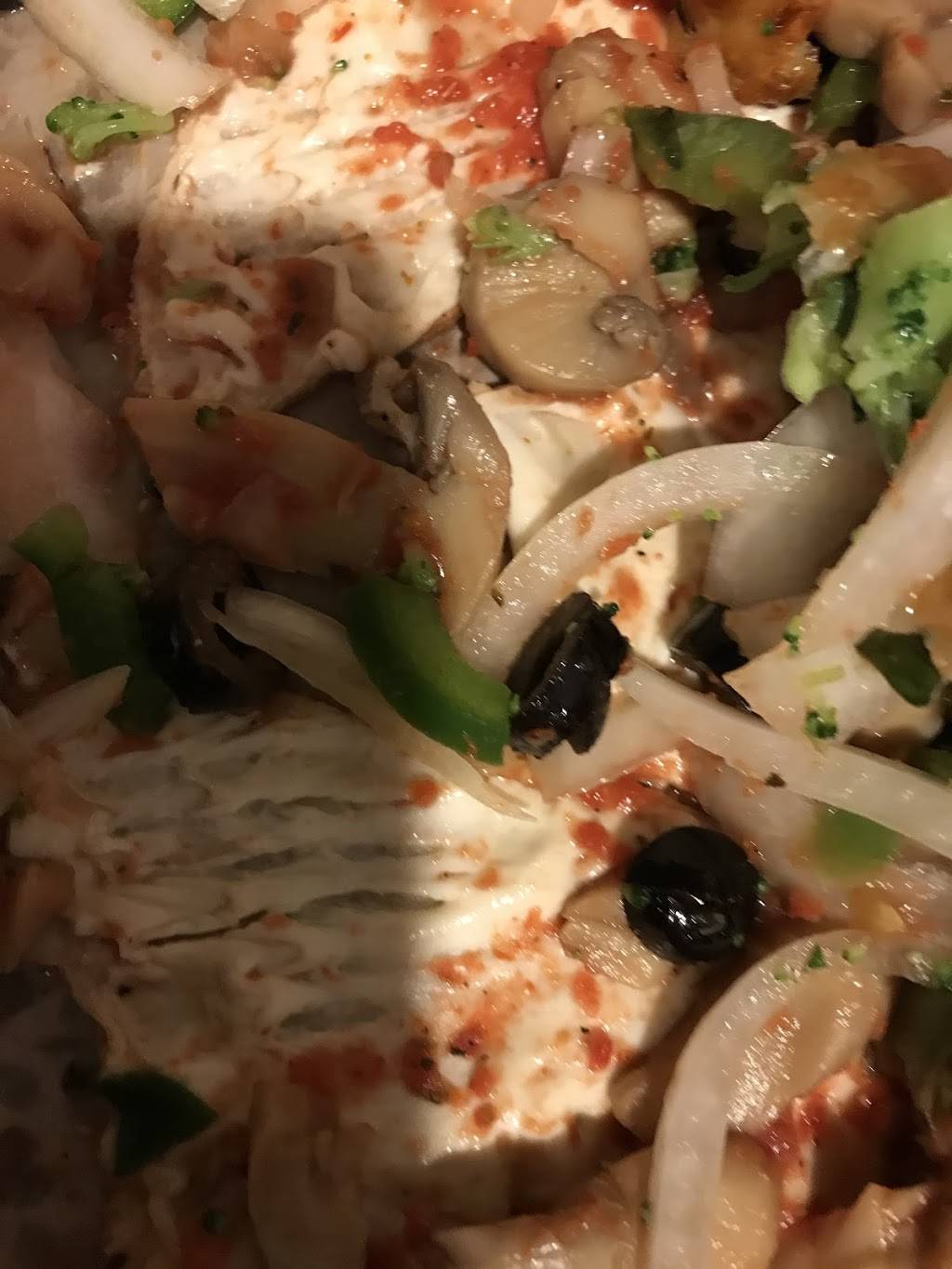 Angelos House of Pizza | restaurant | 579 Moody St, Waltham, MA 02453, USA | 7818931208 OR +1 781-893-1208