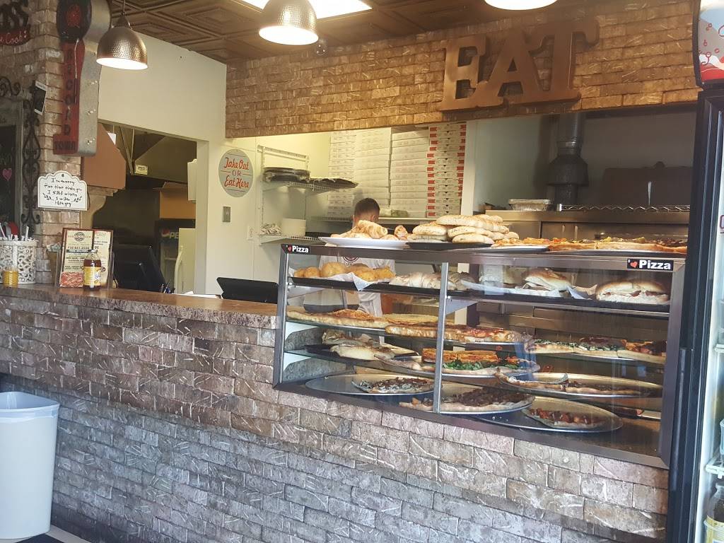 Rustonis Pizza | restaurant | 309 Main St, Sayreville, NJ 08872, USA | 7326512330 OR +1 732-651-2330