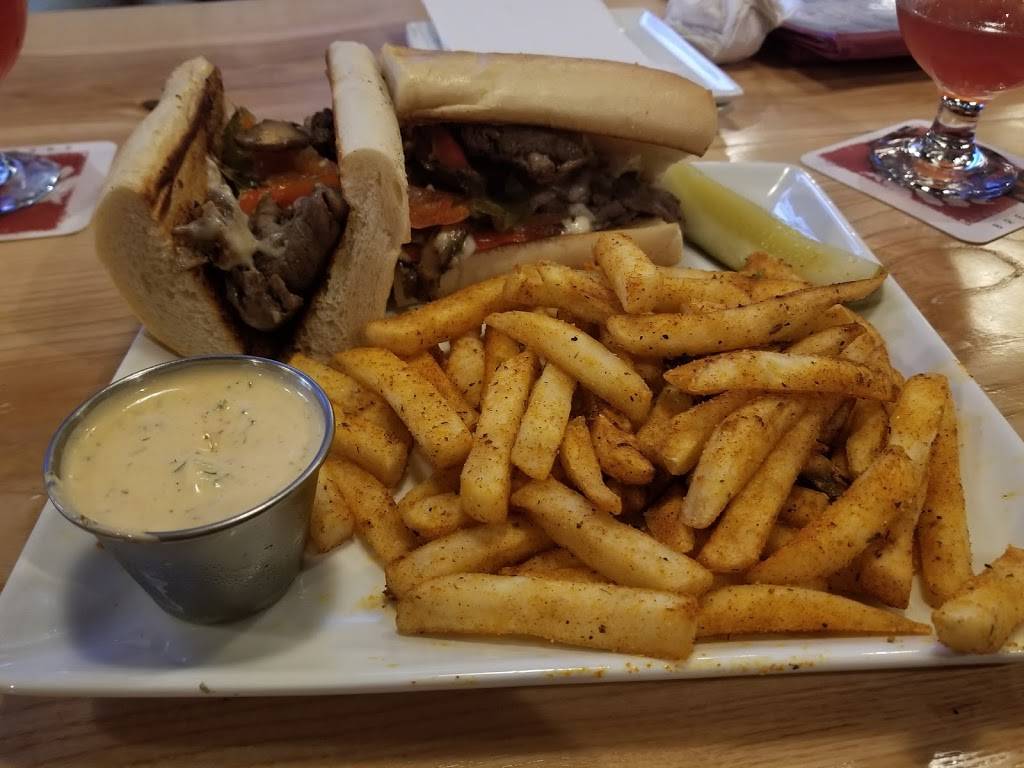 Off Square Brewing | restaurant | 11000 Delaware Pkwy, Crown Point, IN 46307, USA | 2193108898 OR +1 219-310-8898