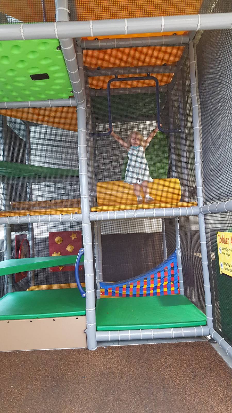 McDonalds | cafe | 4315 Lake Michigan Dr, Walker, MI 49534, USA | 6164538490 OR +1 616-453-8490