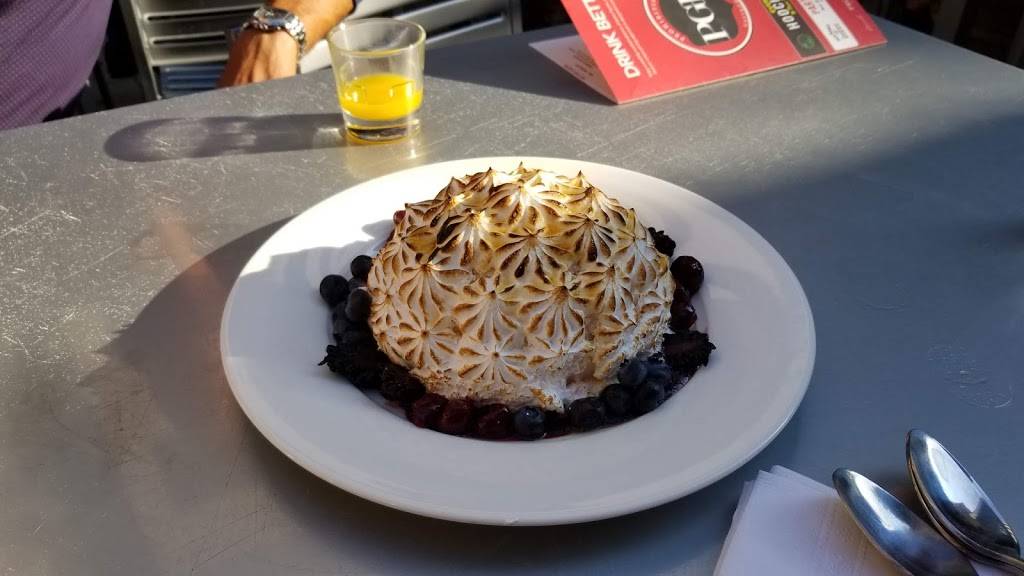 Prohibition Gastrohouse Midtown | restaurant | 40 Eglinton Ave E, Toronto, ON M4P 3A2, Canada | 4164062669 OR +1 416-406-2669