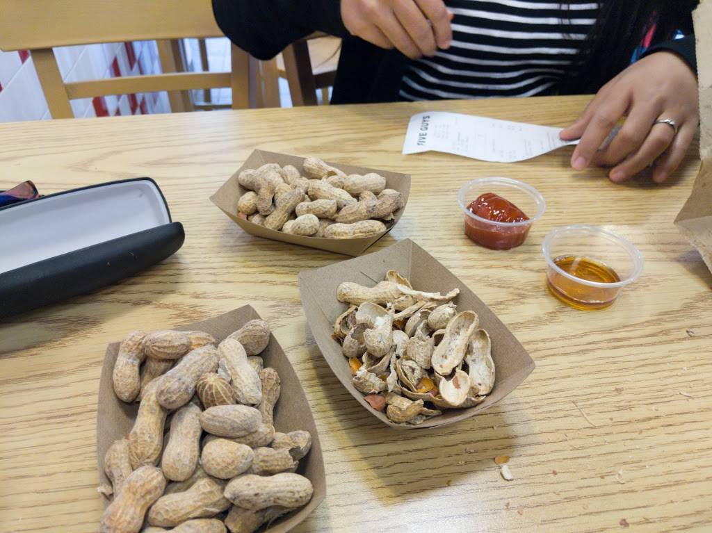 Five Guys | meal takeaway | 859 TX-121, Lewisville, TX 75067, USA | 9723158601 OR +1 972-315-8601