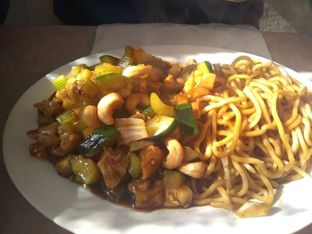 Magic Wok | restaurant | 15080 Lakeshore Dr, Clearlake, CA 95422, USA | 7079952272 OR +1 707-995-2272