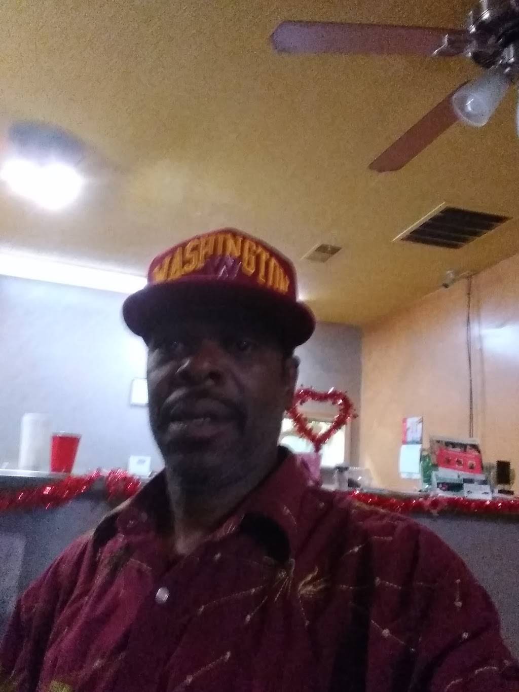 Sensational Wings & Things | restaurant | 9050 Millbranch Rd, Southaven, MS 38671, USA | 6624705939 OR +1 662-470-5939