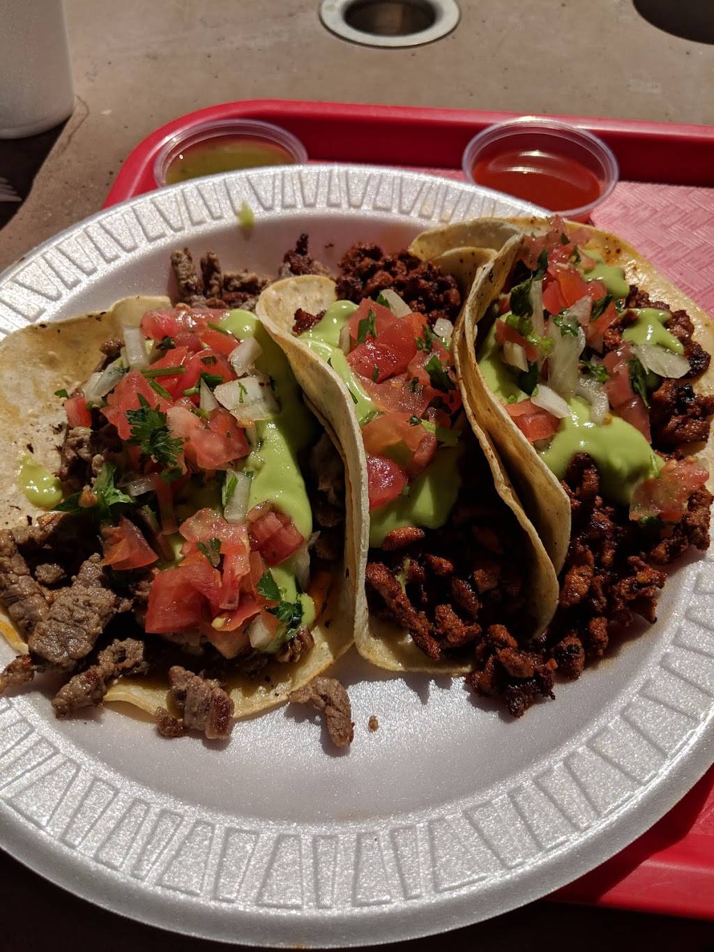 Nicos taco shop | restaurant | 15270 N Oracle Rd, Tucson, AZ 85739, USA | 5208251998 OR +1 520-825-1998
