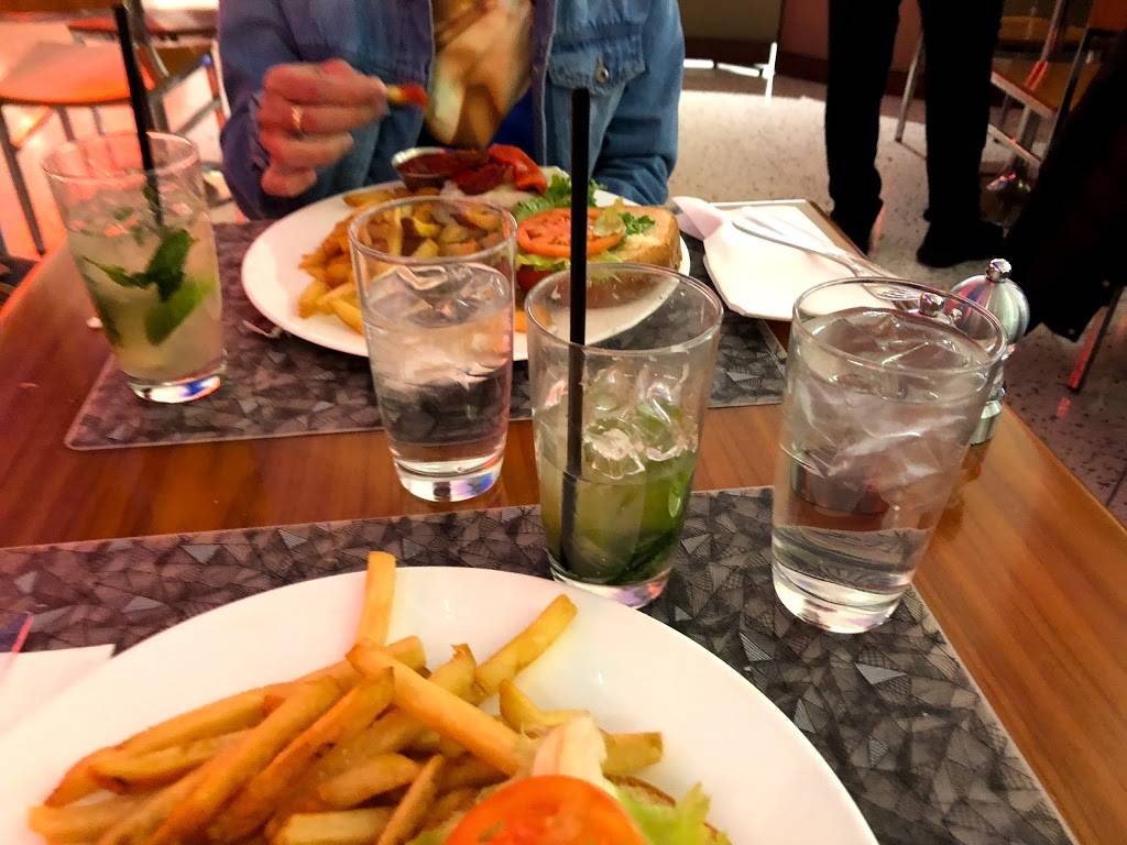 Piquillo Tapas Bar | restaurant | 4 Central Terminal Area, Jamaica, NY 11430, USA | 7186566210 OR +1 718-656-6210