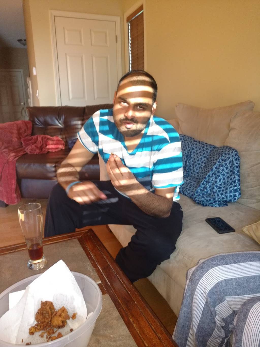 Mr Gyros Greek Food & Pastry | restaurant | 8234 Metcalf Ave, Overland Park, KS 66204, USA | 9133814218 OR +1 913-381-4218