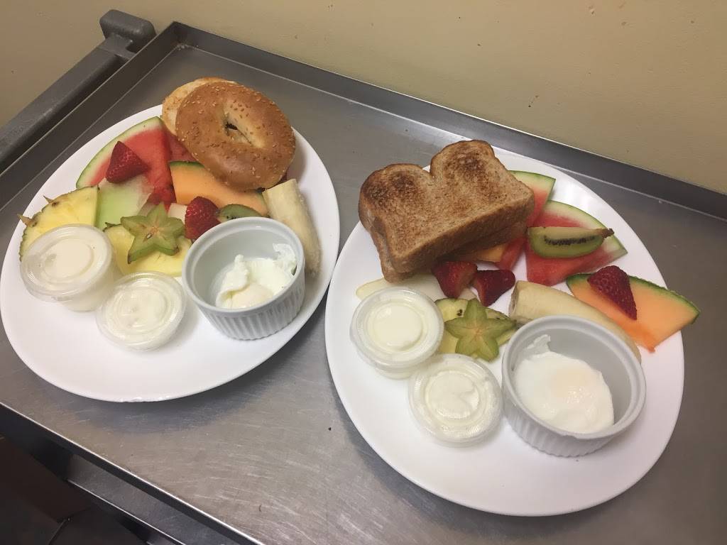 Le Saint Bens | restaurant | 550 98e Rue, Saint-Georges, QC G5Y 8G1, Canada | 4182275212 OR +1 418-227-5212