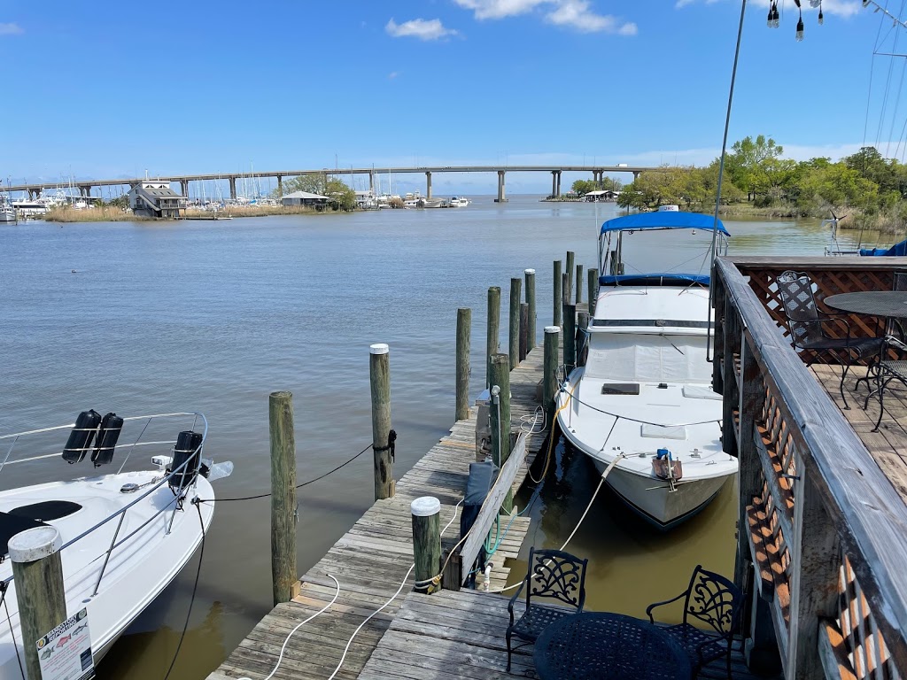 The Grand Mariner Marina & Restaurant | restaurant | 6036 Rock Point Rd, Mobile, AL 36605, USA | 2515258395 OR +1 251-525-8395