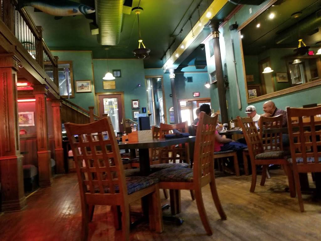 Deep Water Grille | restaurant | 808 Main St W, Ashland, WI 54806, USA | 7156824200 OR +1 715-682-4200