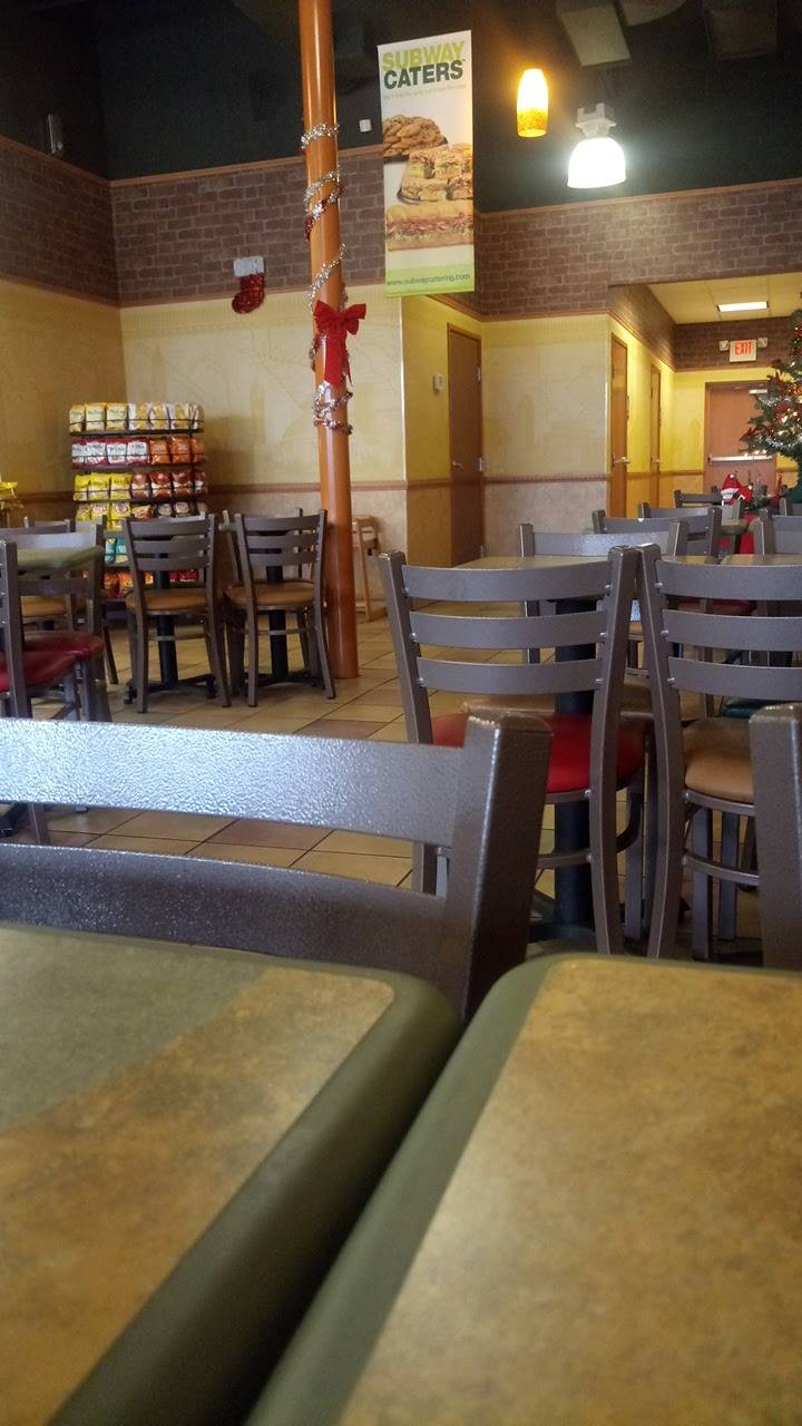 Subway Restaurants | restaurant | 2828 S Hulen St, Fort Worth, TX 76109, USA | 8179261404 OR +1 817-926-1404