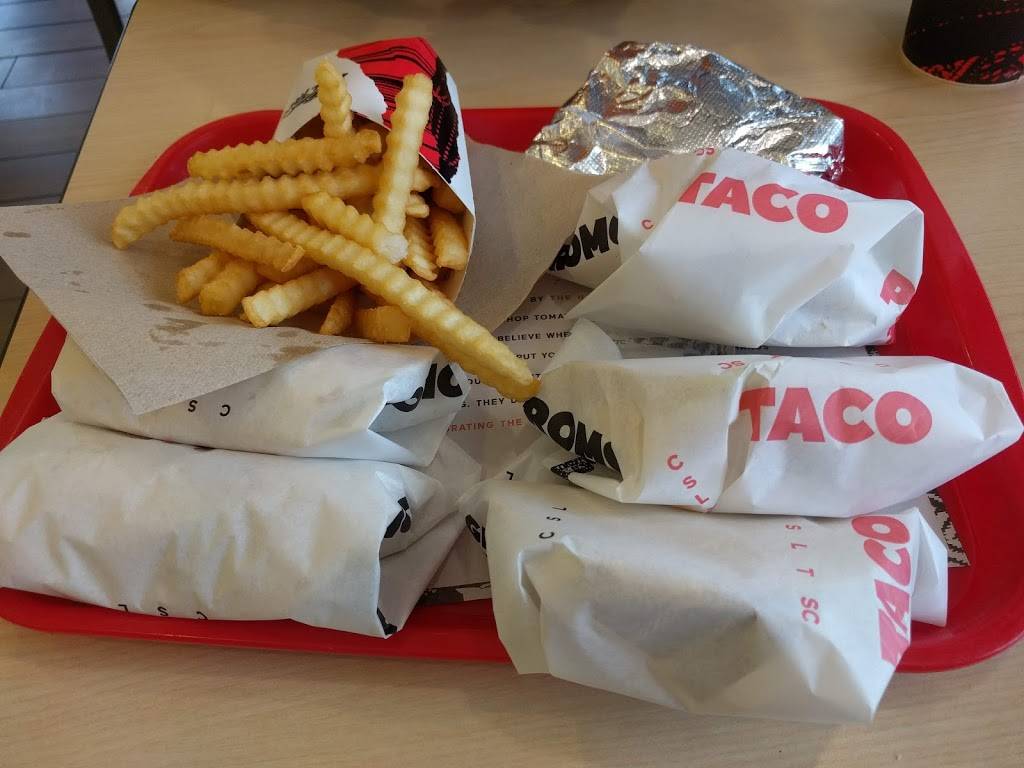 Del Taco | meal takeaway | 4547 Campus Dr, Irvine, CA 92612, USA | 9498547102 OR +1 949-854-7102