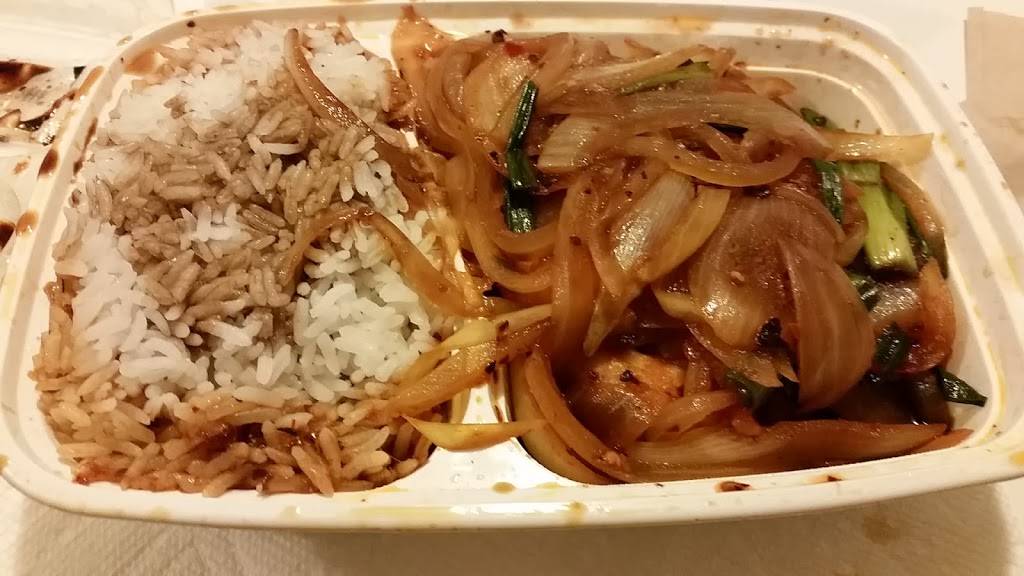 Golden Chopsticks | restaurant | 1800 Spring Garden St, Philadelphia, PA 19130, USA | 2154969190 OR +1 215-496-9190