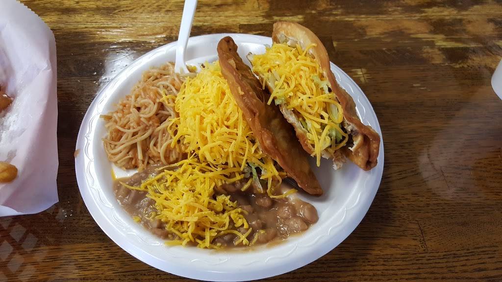 Henry Js Taco House | restaurant | 2920 SW 9th St, Des Moines, IA 50315, USA | 5152433144 OR +1 515-243-3144