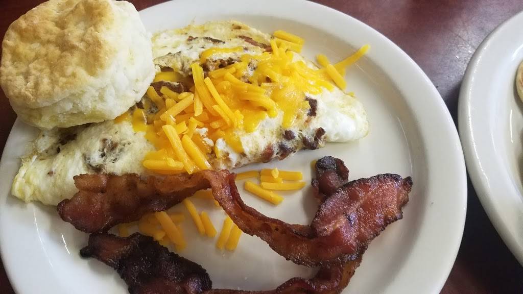 Barksdale Restaurant | restaurant | 237 Cooper St, Memphis, TN 38104, USA | 9017222193 OR +1 901-722-2193