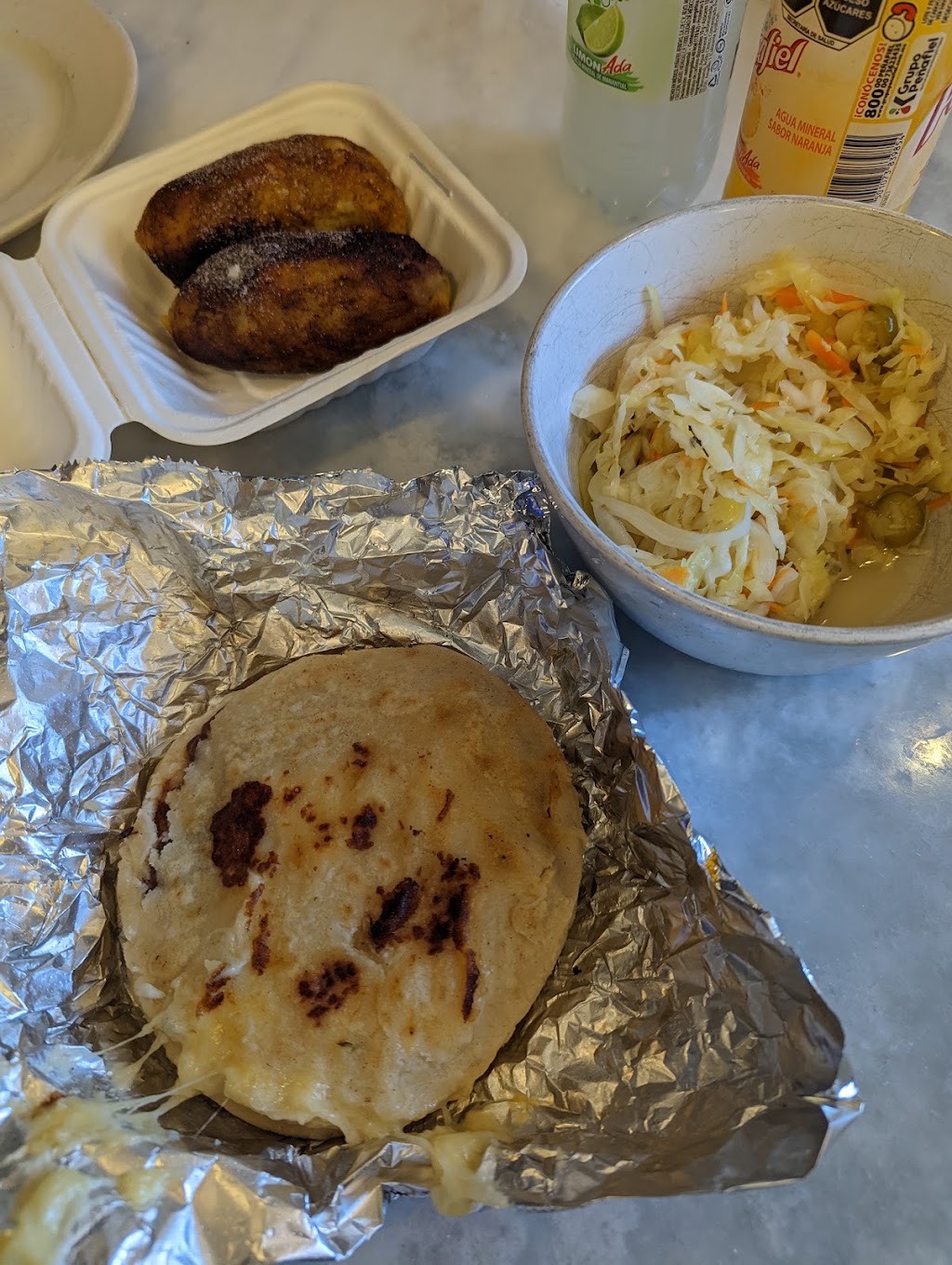 Pupuseria Blankita | restaurant | 48b N San Pedro Rd, San Rafael, CA 94903, USA | 4157853443 OR +1 415-785-3443