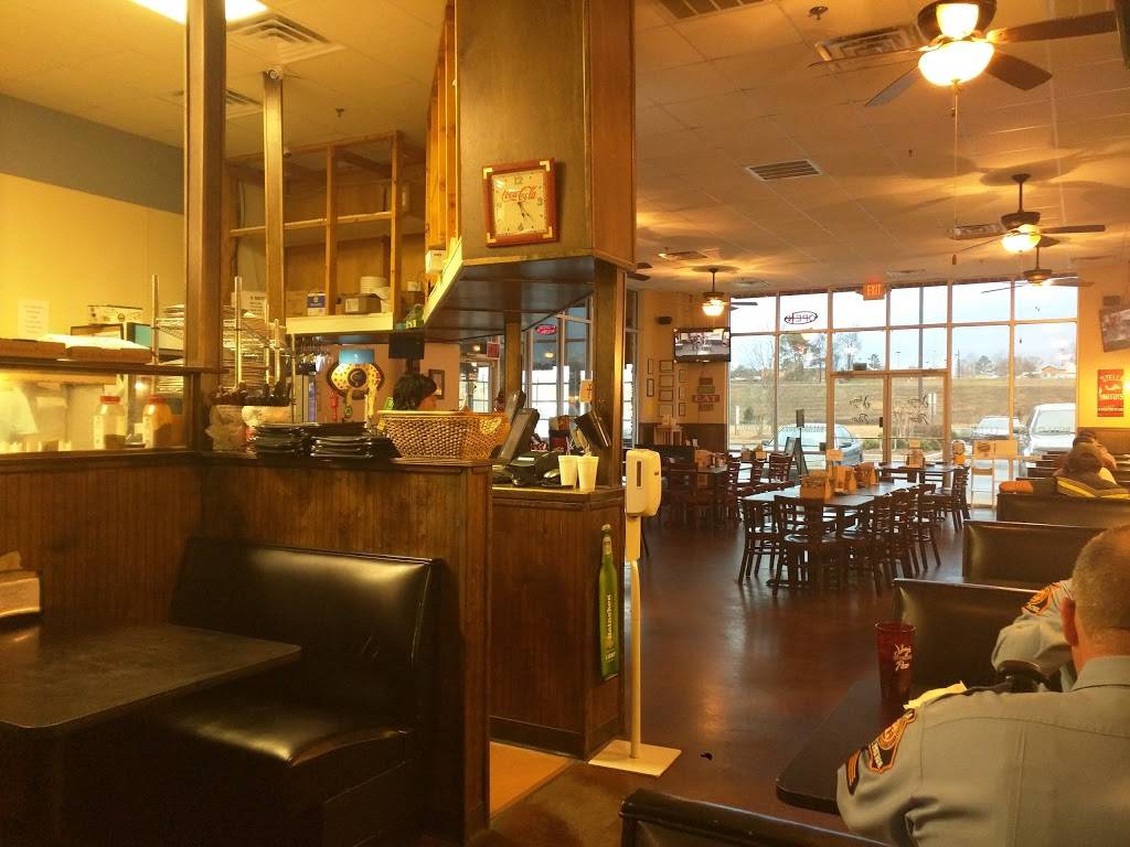 Johnnys New York Style Pizza | meal delivery | 744 Noah Dr #116, Jasper, GA 30143, USA | 7062530800 OR +1 706-253-0800