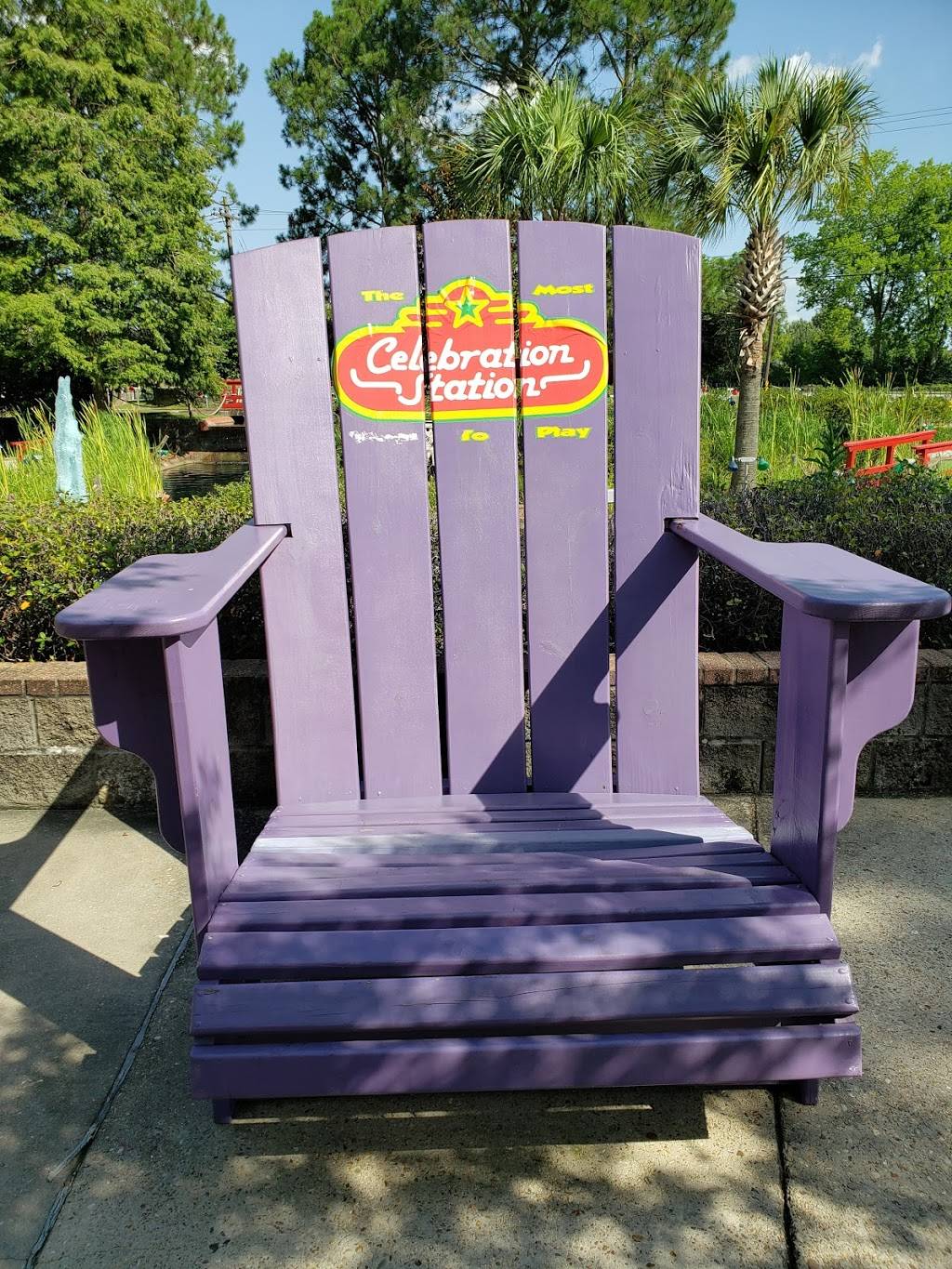 Celebration Station | restaurant | 10111 Gwenadele Ave, Baton Rouge, LA 70816, USA | 2259247888 OR +1 225-924-7888