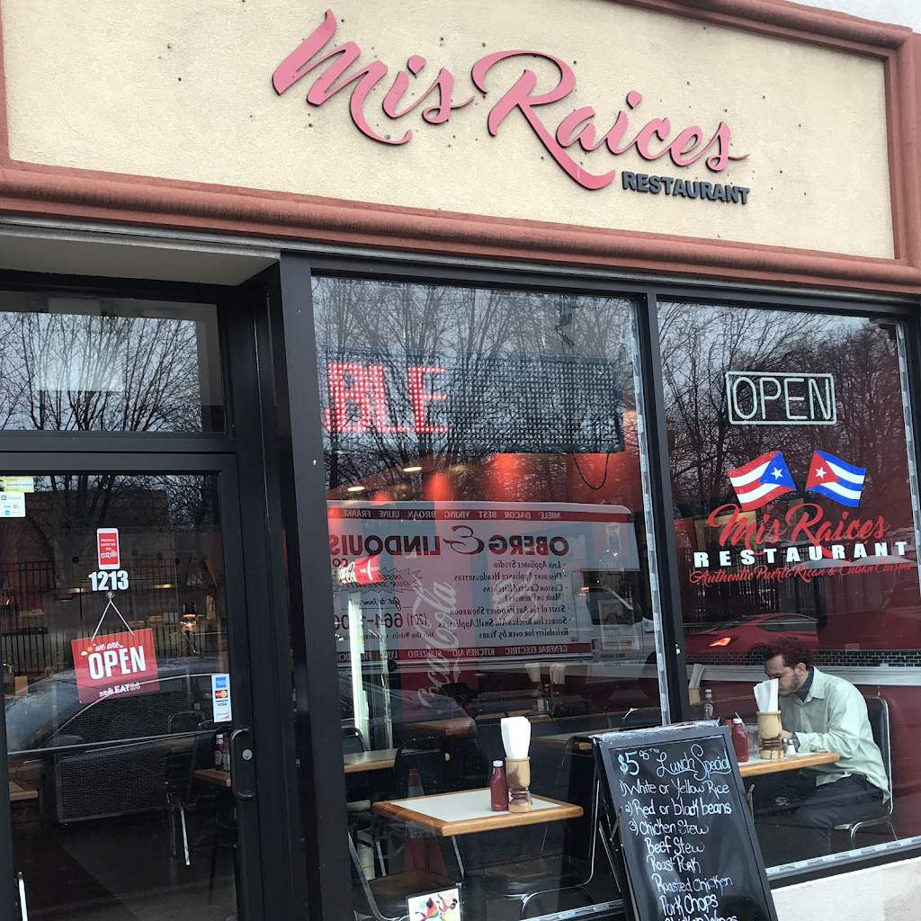 Mis Raices | restaurant | 1213 Teaneck Rd, Teaneck, NJ 07666, USA | 2015307233 OR +1 201-530-7233