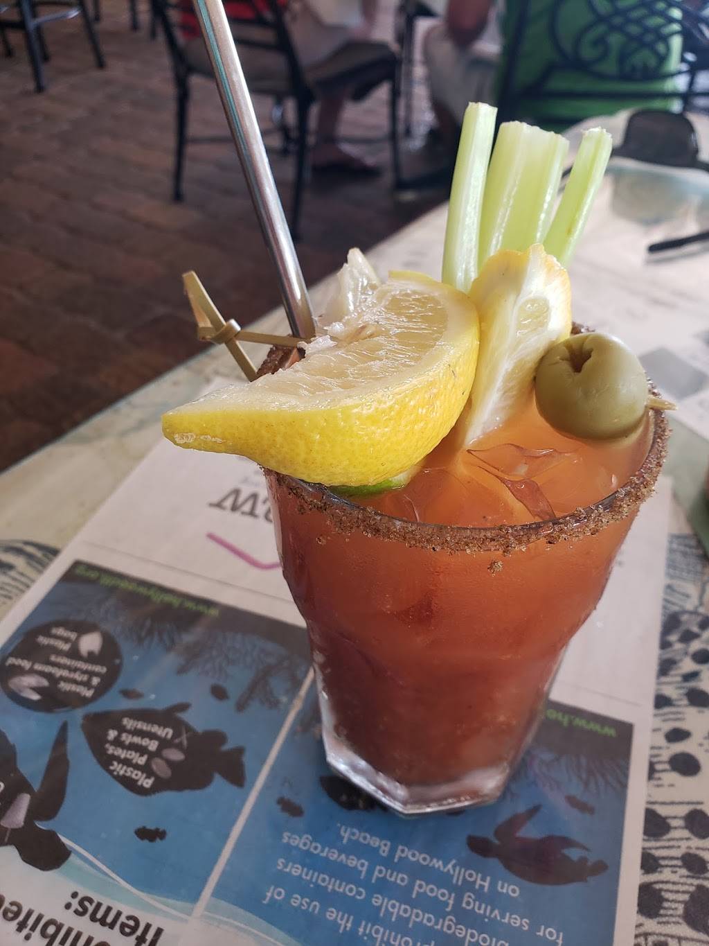 Ocean Alley Restaurant & Beach Bar | restaurant | 900 N Broadwalk, Hollywood, FL 33019, USA | 9549216171 OR +1 954-921-6171