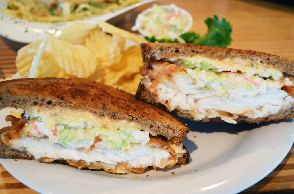 Lock N Key Restaurant | restaurant | 2045 N Beach Rd, Englewood, FL 34223, USA | 9414741517 OR +1 941-474-1517