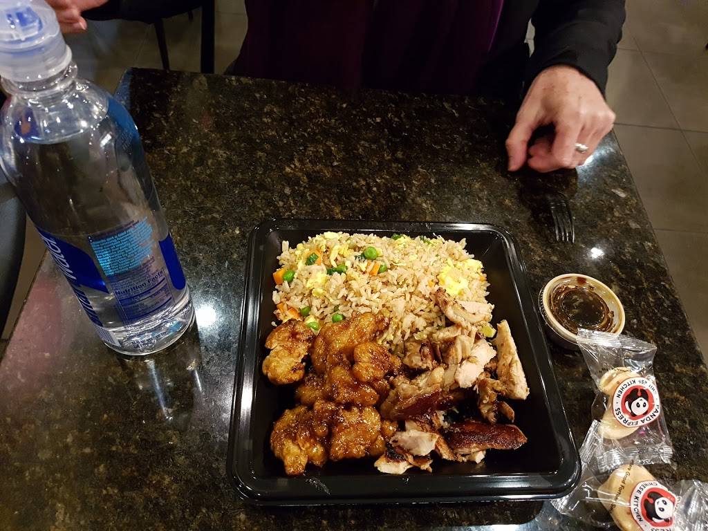 Panda Express | meal takeaway | 1933 N Dinuba Blvd, Visalia, CA 93291, USA | 5596240683 OR +1 559-624-0683