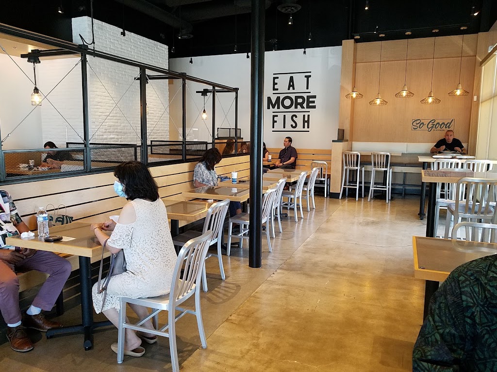 California Fish Grill | restaurant | 10378 Sepulveda Blvd, Mission Hills, CA 91345, USA | 7472235100 OR +1 747-223-5100