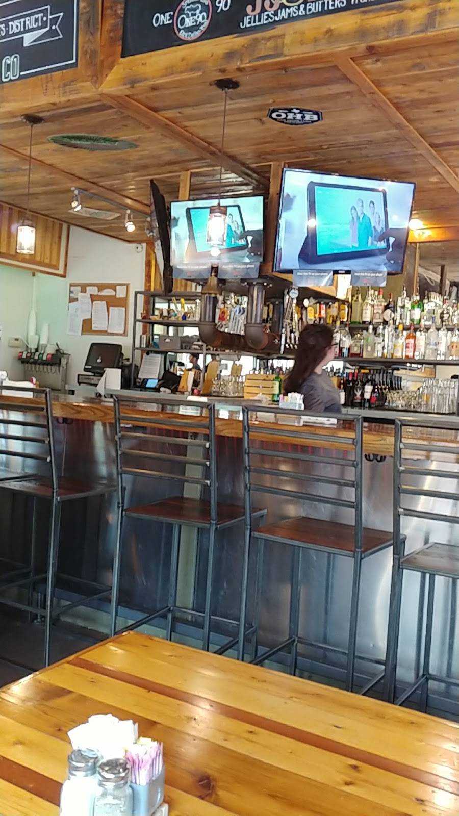 Dallas Grilled Cheese Co. (Bishop Arts) | restaurant | 310 W 7th St, Dallas, TX 75208, USA | 2149445515 OR +1 214-944-5515