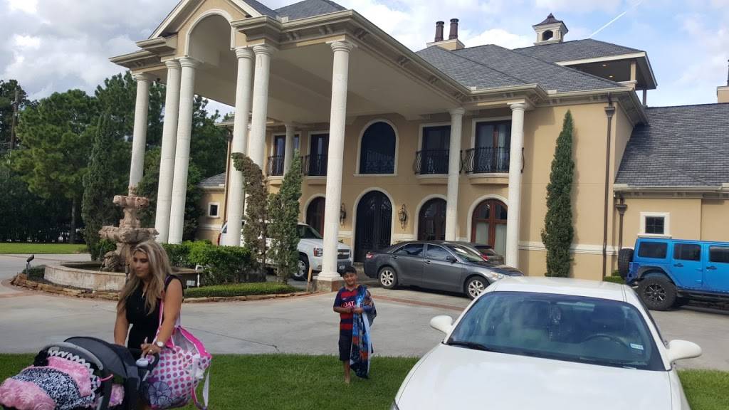 La Playa El Cuco | restaurant | 4934 Fulton St, Houston, TX 77009, USA | 7136944872 OR +1 713-694-4872