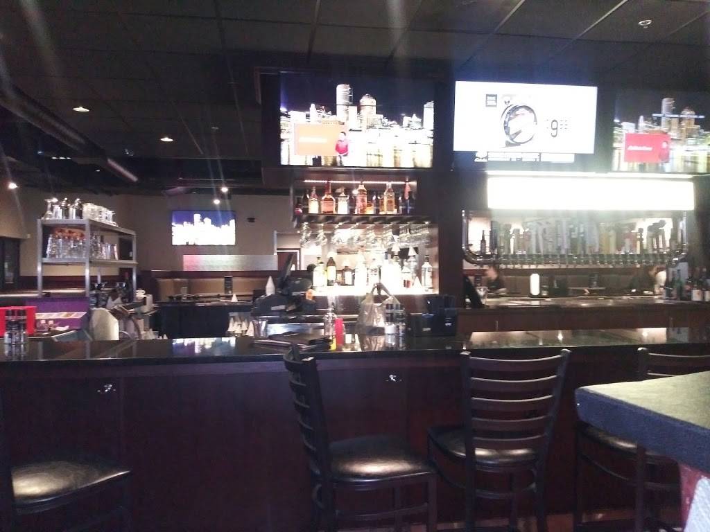 Black Rock Bar & Grill | restaurant | 3776 S State St, Ann Arbor, MI 48108, USA | 7349927625 OR +1 734-992-7625