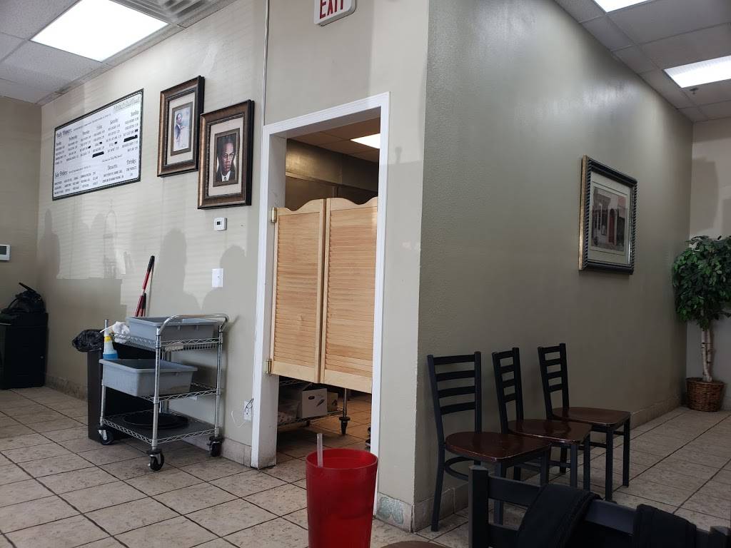 Vivians Soul Food | restaurant | 4342 16th Ave SW, Cedar Rapids, IA 52404, USA | 3193962229 OR +1 319-396-2229